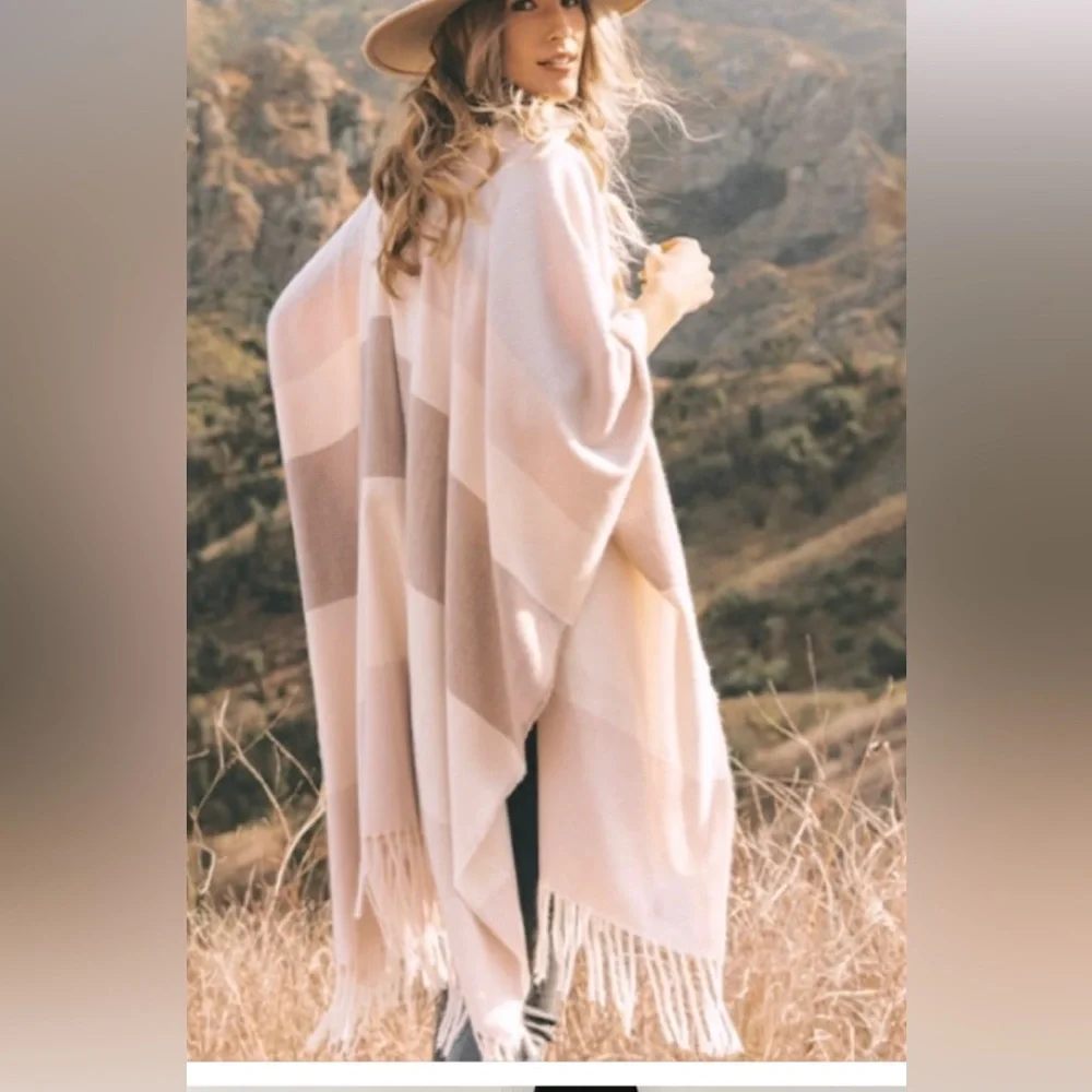 ❄️ Wool scarf shawl wrap cape jacket cardigan GAP fringe poncho scarf sweater - Picture 9 of 12